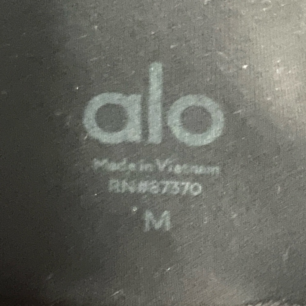 Alo Yoga 7/8 High-Waist  Airbrush Black Leggings Size Medium - Picture 4 of 11